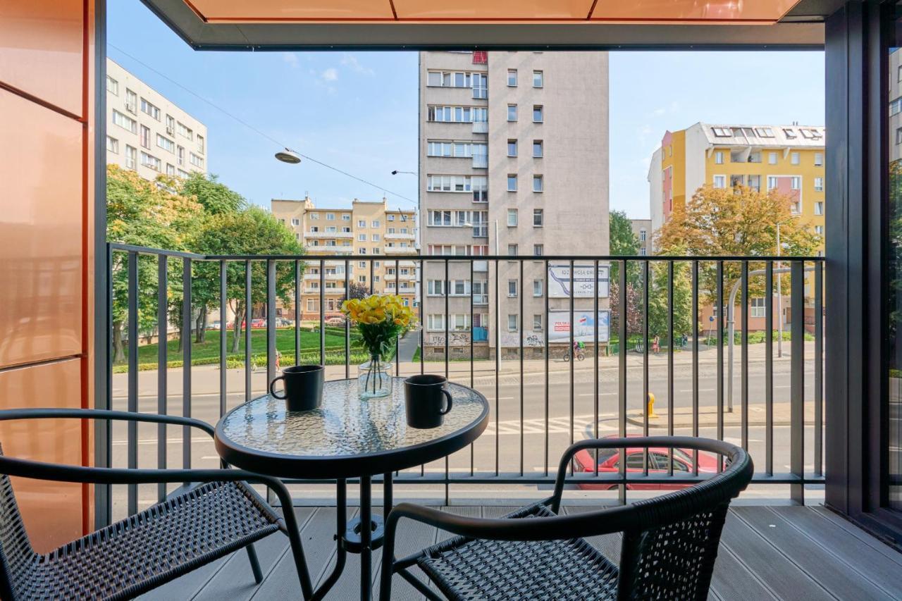 Nowoczesny Apartament Z Balkonem I Parkingiem W Centrum Wroclawia By Noclegi Renters Kültér fotó