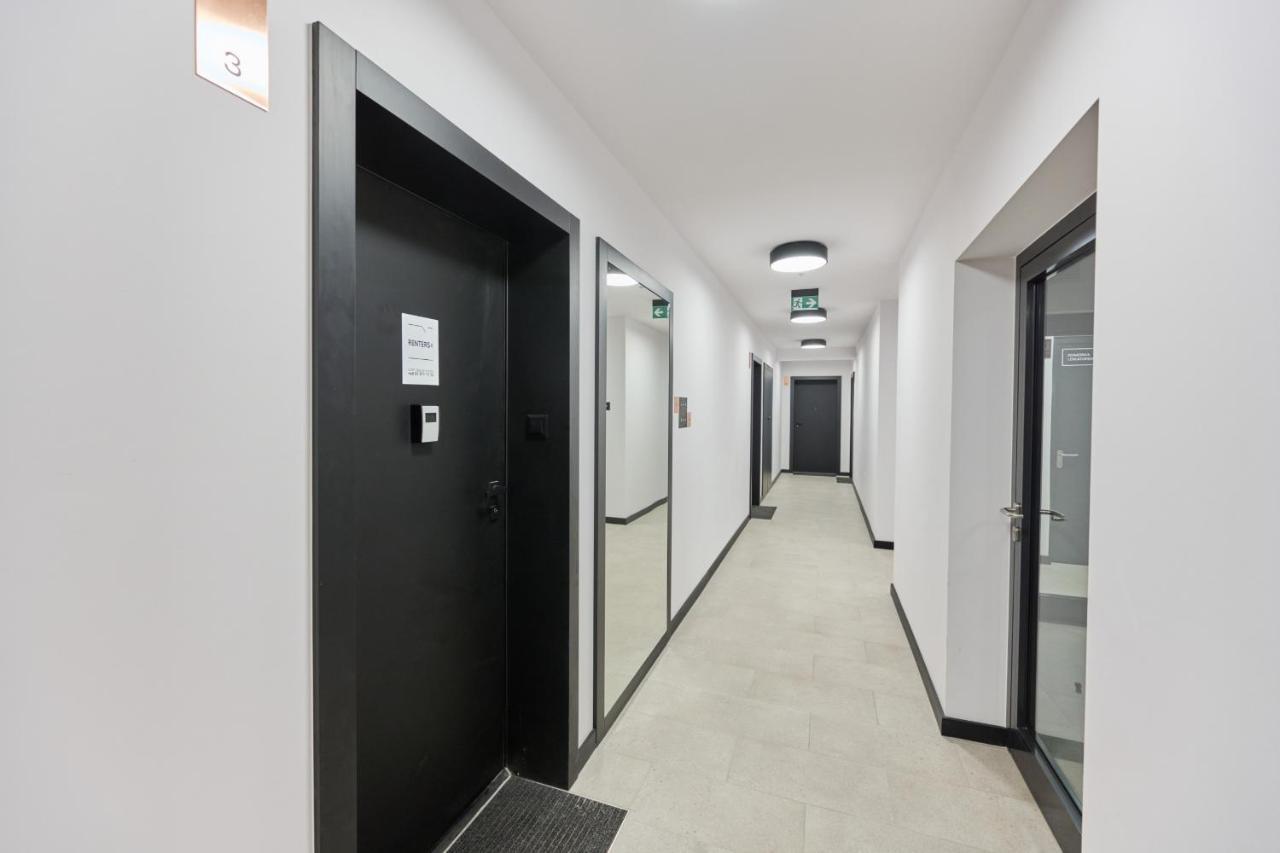 Nowoczesny Apartament Z Balkonem I Parkingiem W Centrum Wroclawia By Noclegi Renters Kültér fotó